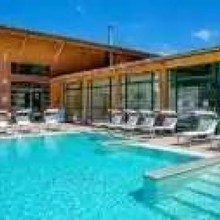 4 Etoiles - Piscine - Ef0ccd *